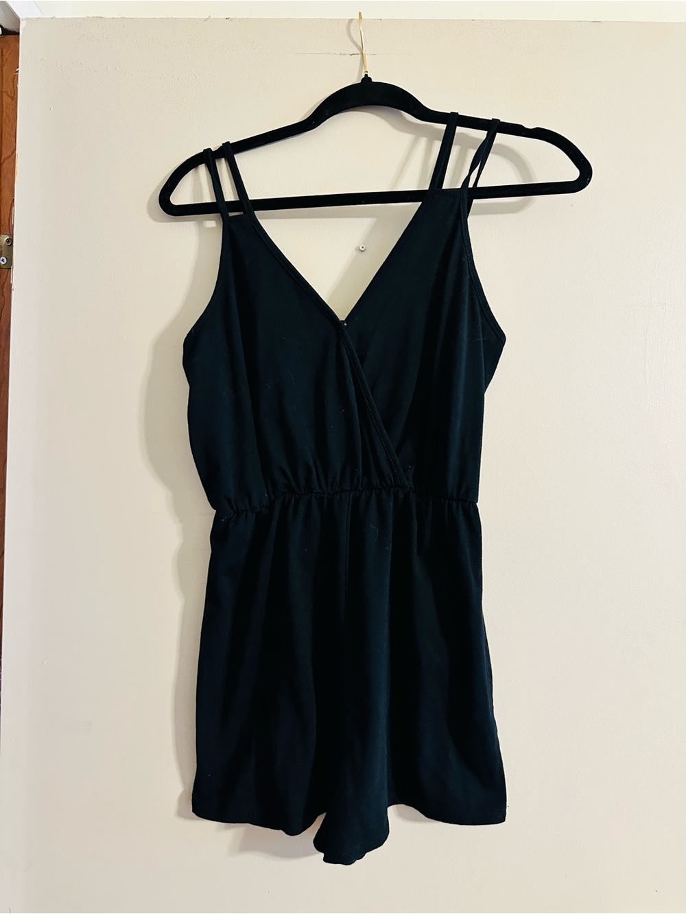 SHEIN Black Sleeveless V-Neck Romper